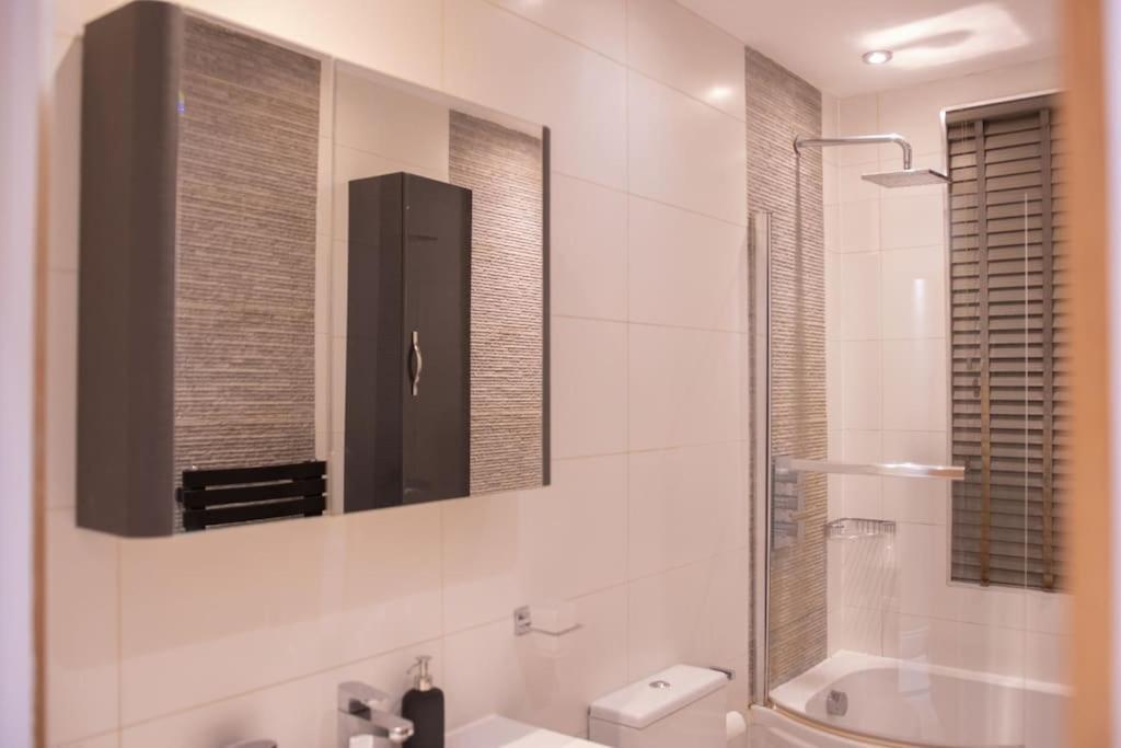 Oikoshomes Three Bedroom Flat In London Eksteriør billede