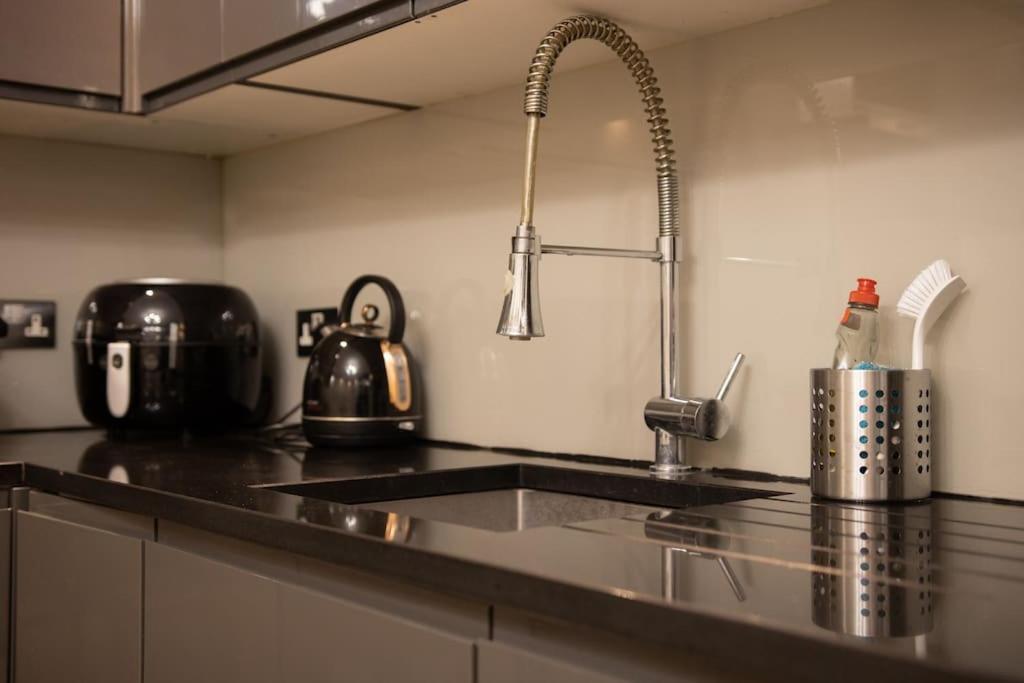 Oikoshomes Three Bedroom Flat In London Eksteriør billede